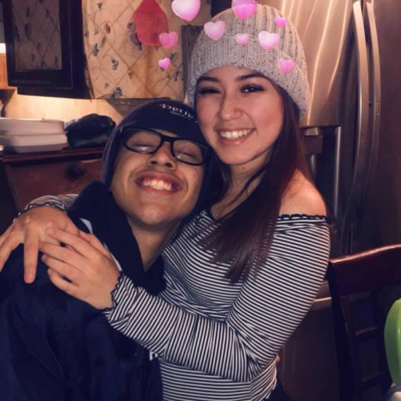 Meet your Posher, Laura - Picture 1 of 1